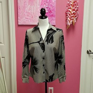 NWOT 🖤🤍🖤Mantles B&W Print Shirt Blouse Top